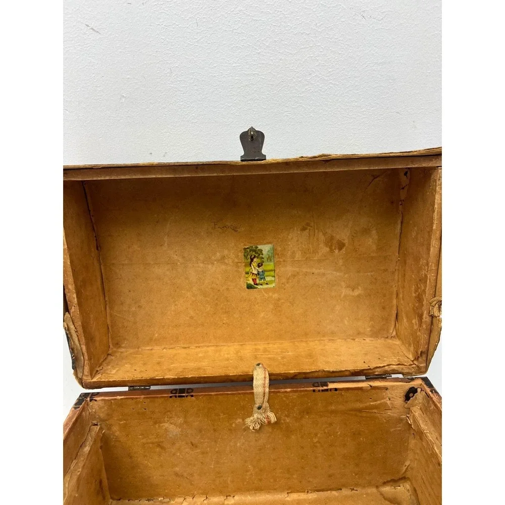 Wood Dollhouse Steamer Trunk Miniature Antique Storage Box Chest SALESMAN SAMPLE